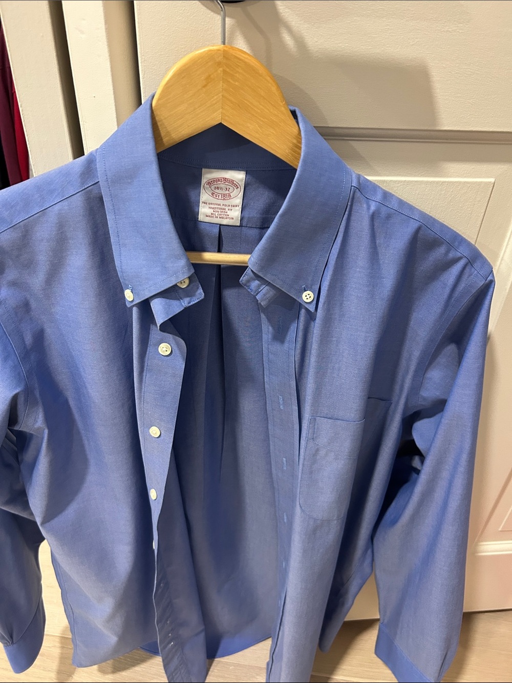 Brooks Brothers Men's Light Blue Button-Down Dress Shirt
